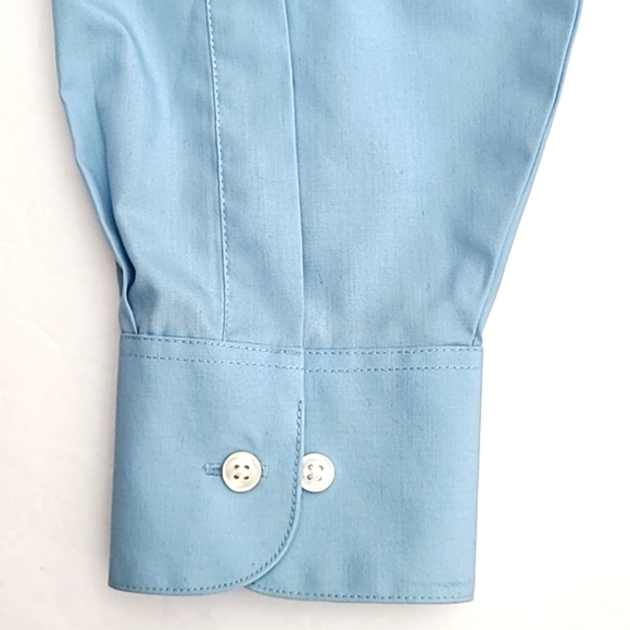 Van Heusen Fitted Wrinkle Free, Long Sleeve Blue Medium Size 15 1/2 34/35 - Picture 8 of 14